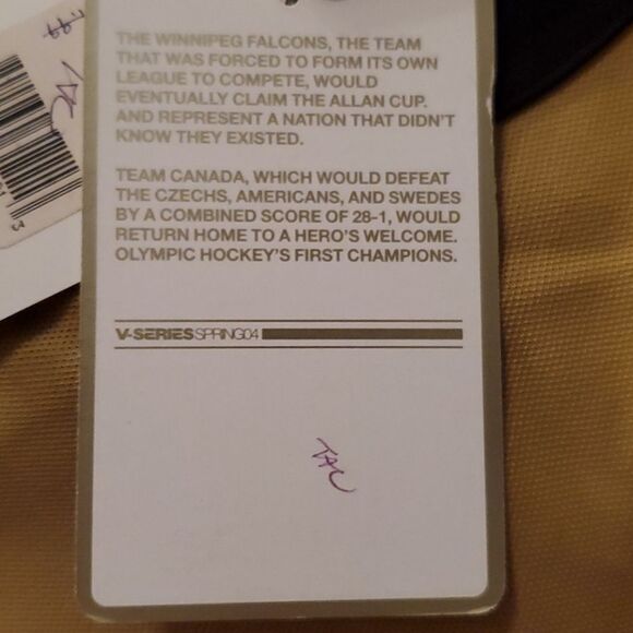 NWT Nike Canada Winnipeg Falcons Hockey Jersey 1st Olympics Champions - Picture 11 of 13